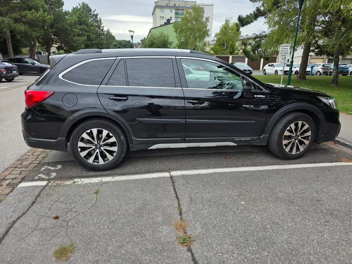 Subaru Outback 2016 photo 3