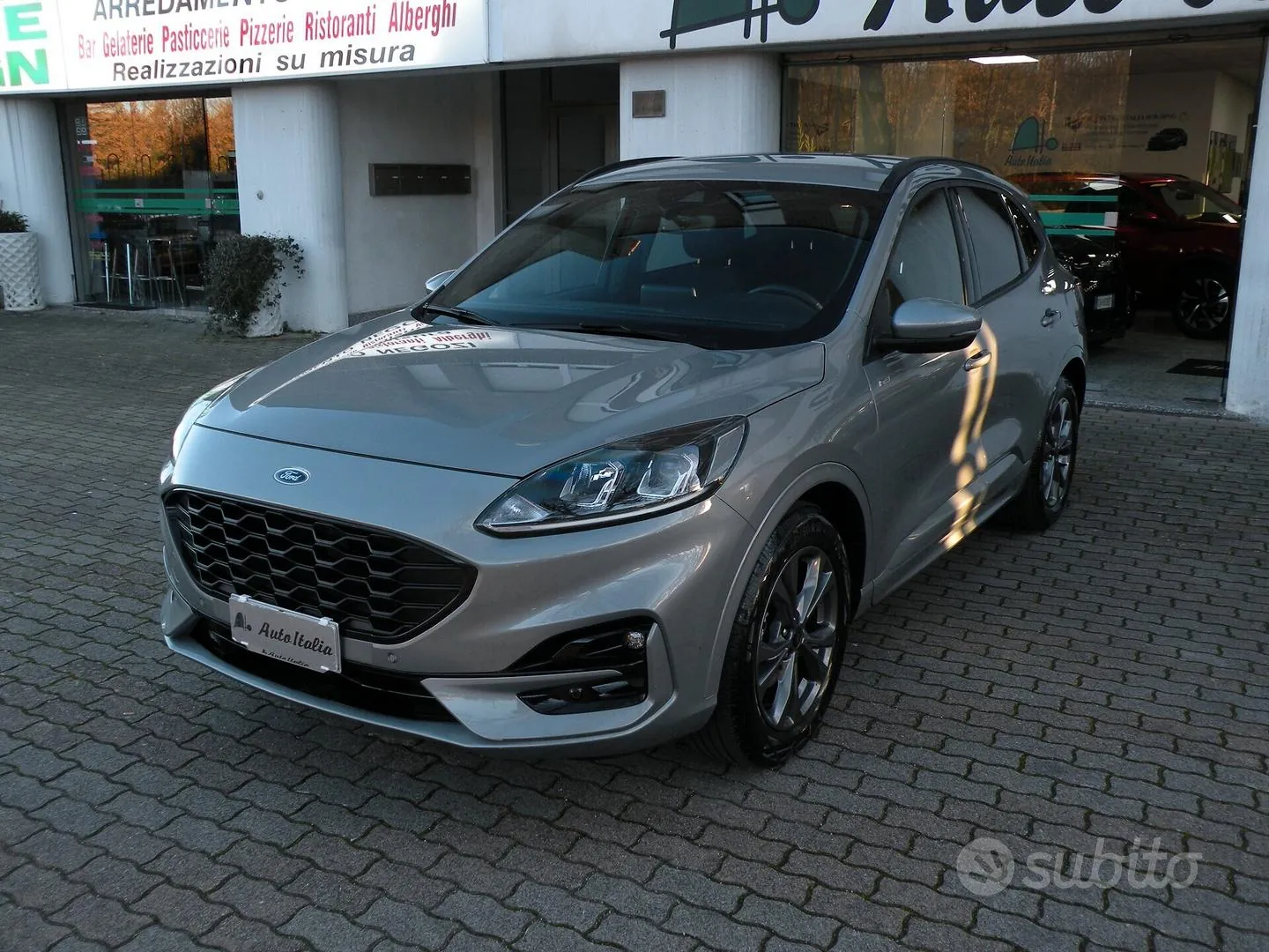 Ford Kuga 2023 photo 2