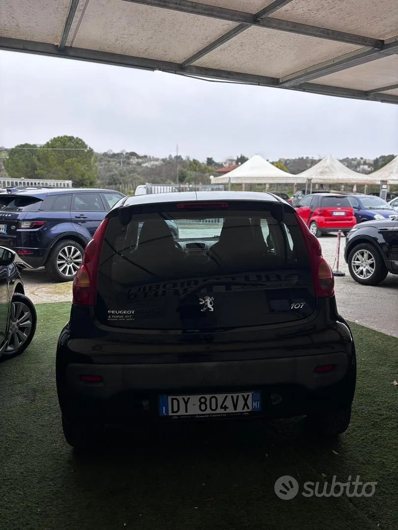 Peugeot 107 2009 photo 5