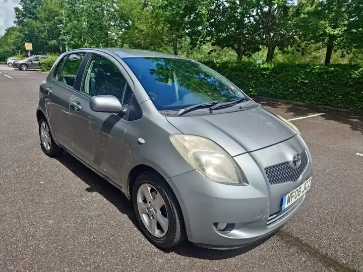 Toyota Yaris 2008 photo 4