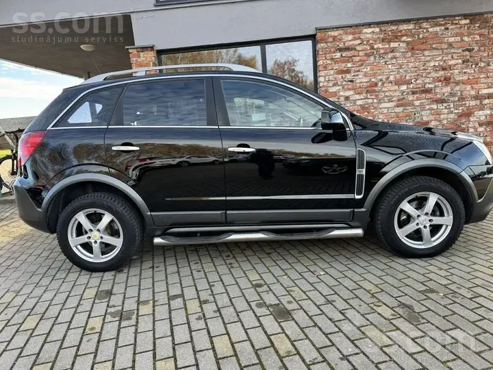 Opel Antara 2008 photo 2
