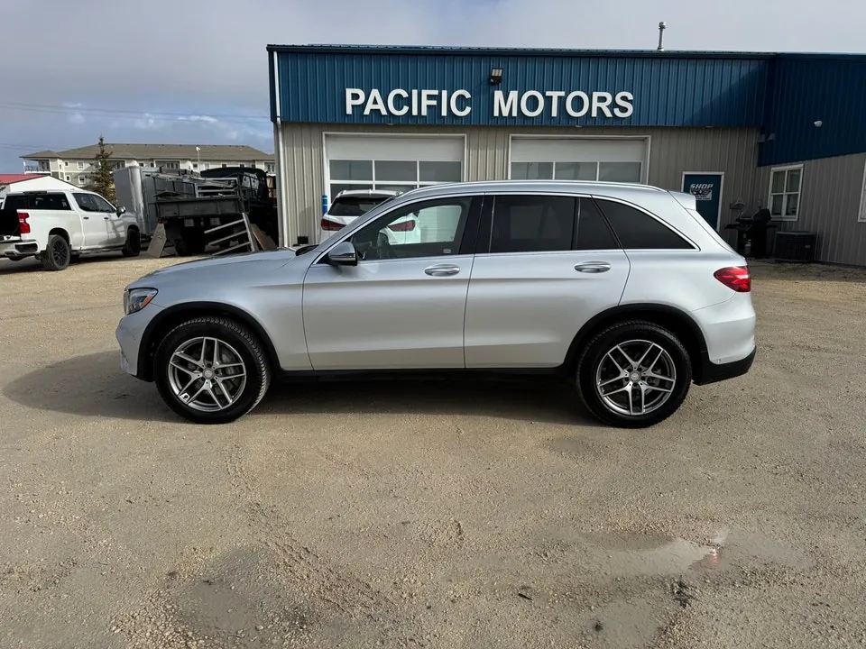 Mercedes-Benz Glc-Class 2016 photo 2