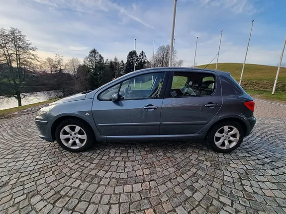 Peugeot 307 2005 photo 3