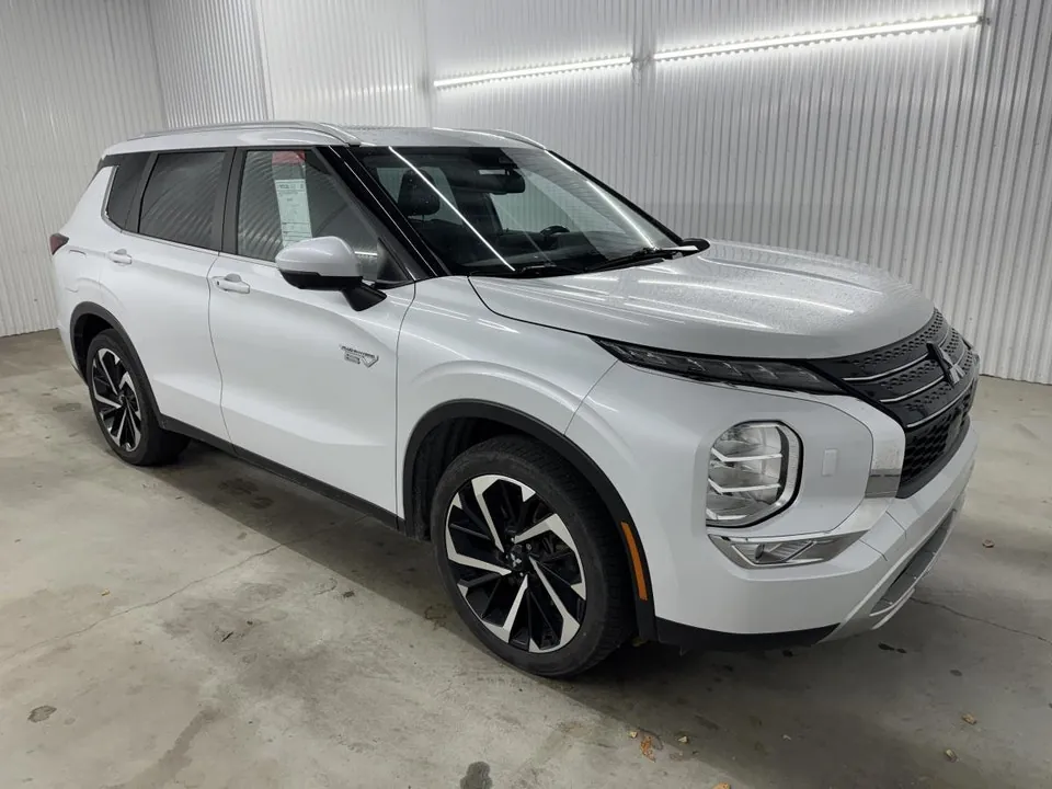 Mitsubishi Outlander 2023 photo 5