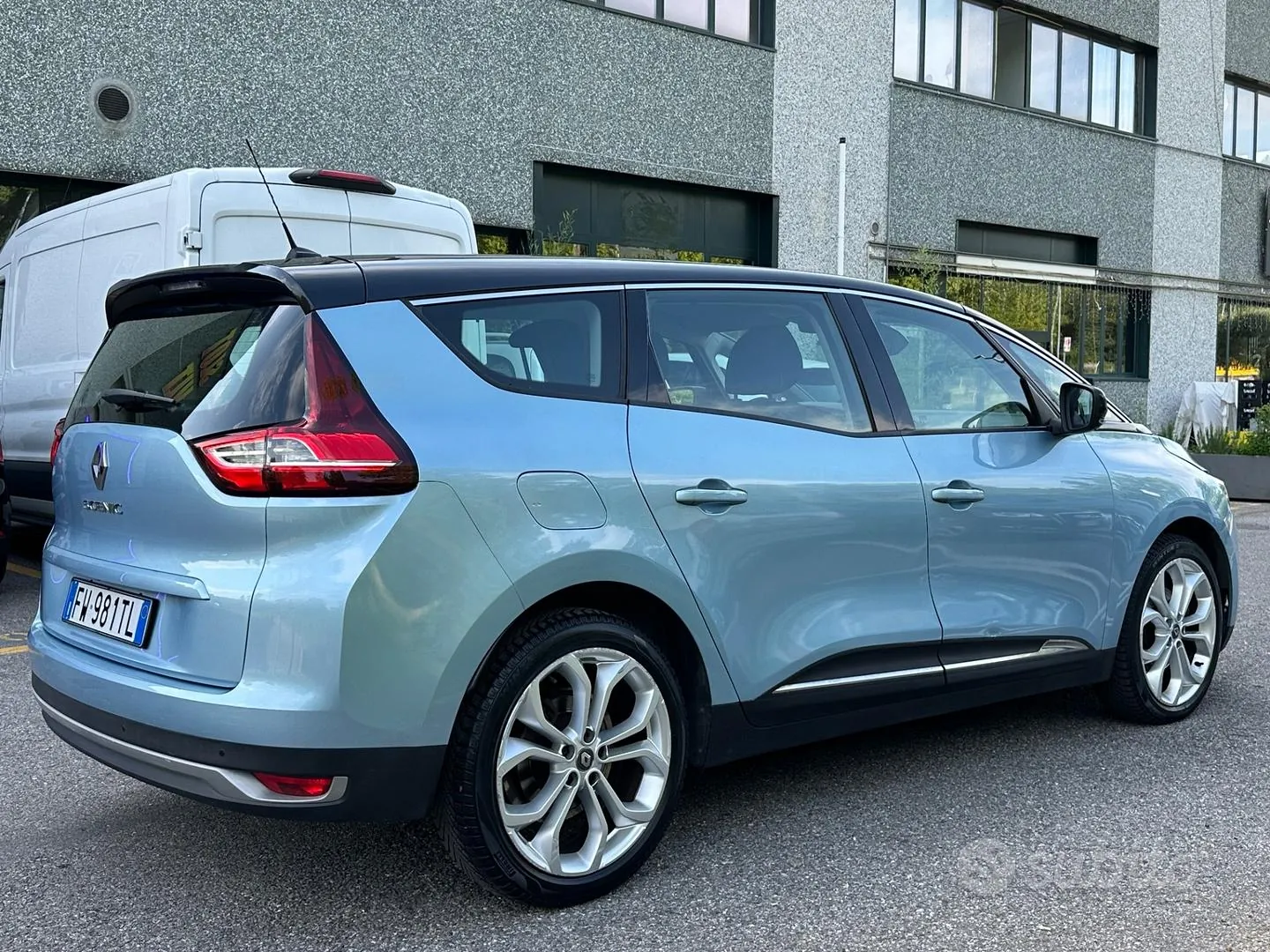 Renault Grand Scenic 2019 photo 4
