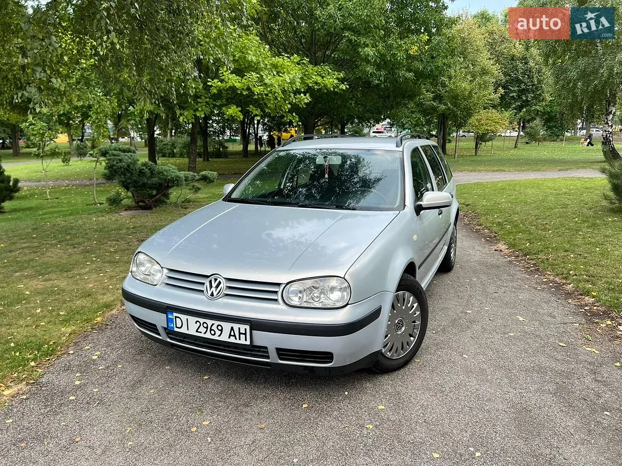 Volkswagen Golf 1999 photo 2