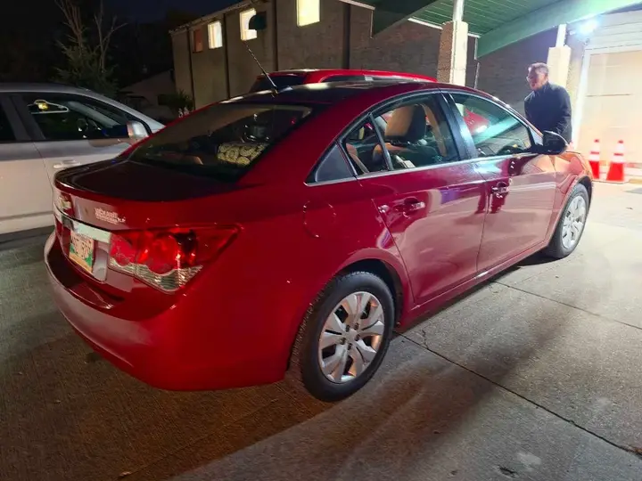 Chevrolet Cruze 2012 photo 2