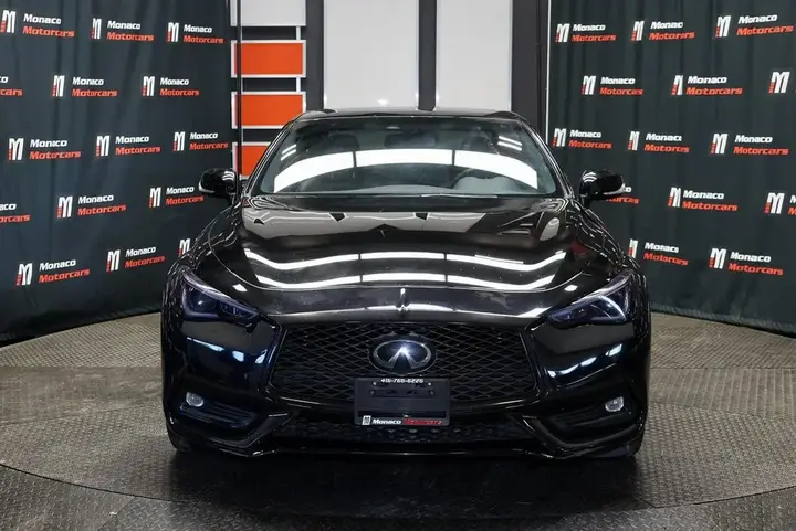 Infiniti Q60 2019 photo 2