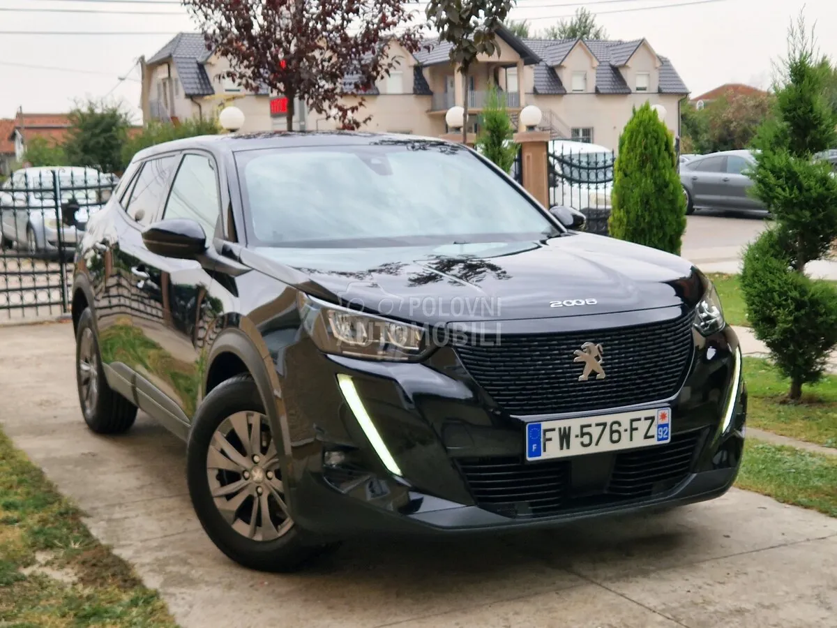 Peugeot 2008 2020 photo 3