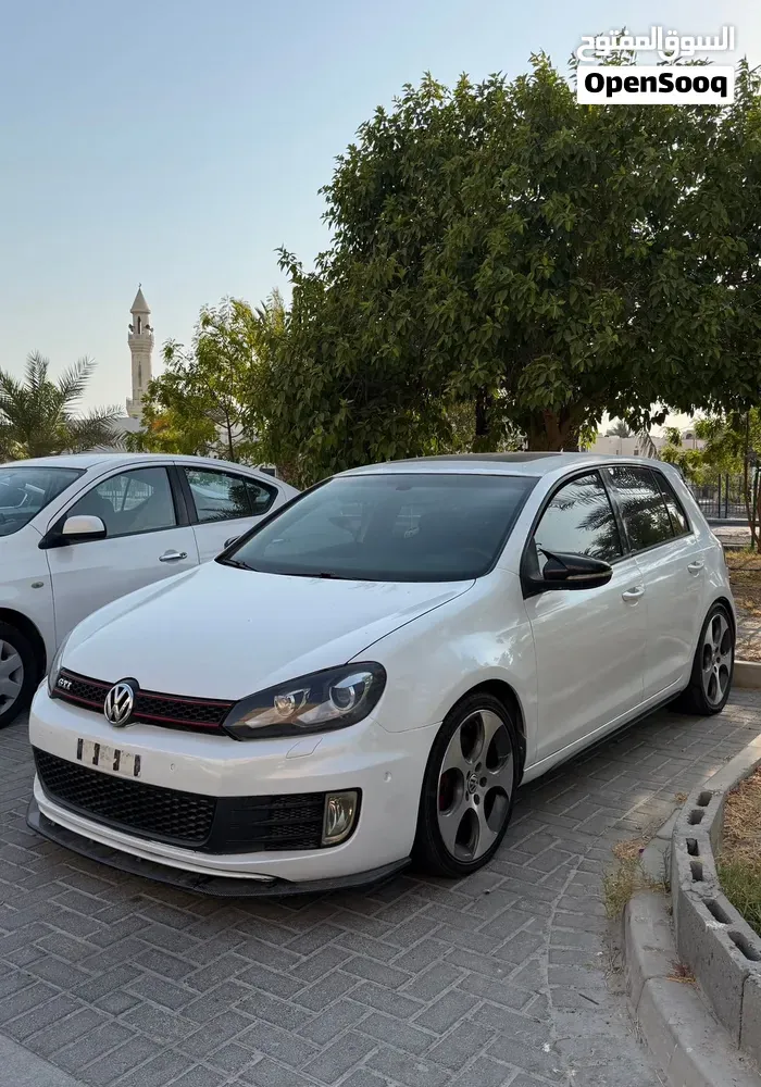 Volkswagen Golf Gti 2012 photo 5