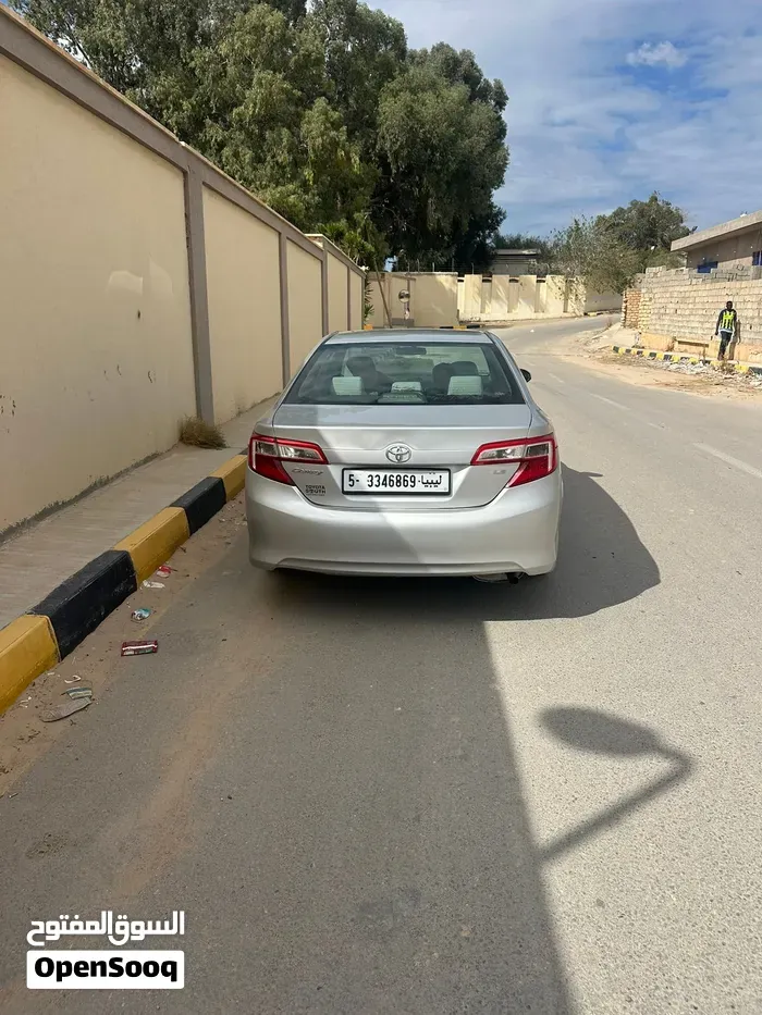 Toyota Camry 2014 photo 2