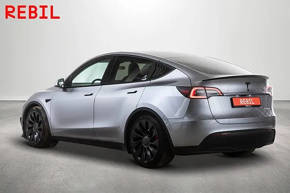 Tesla Model Y 2025 photo 5