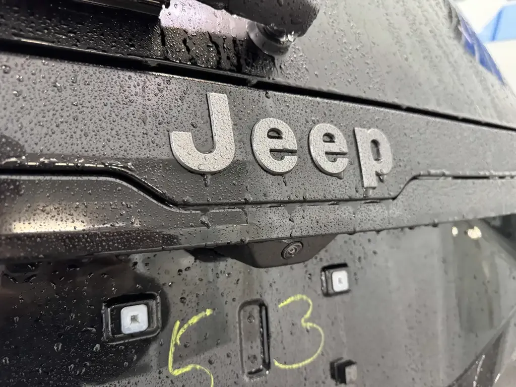 Jeep Cherokee 2026 photo 5