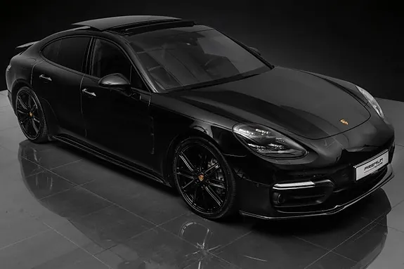 Porsche Panamera 2018 photo 2