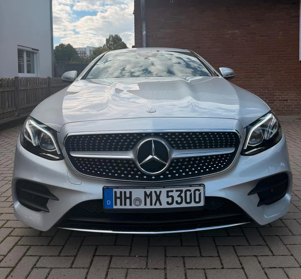 Mercedes-Benz E220 Coupé