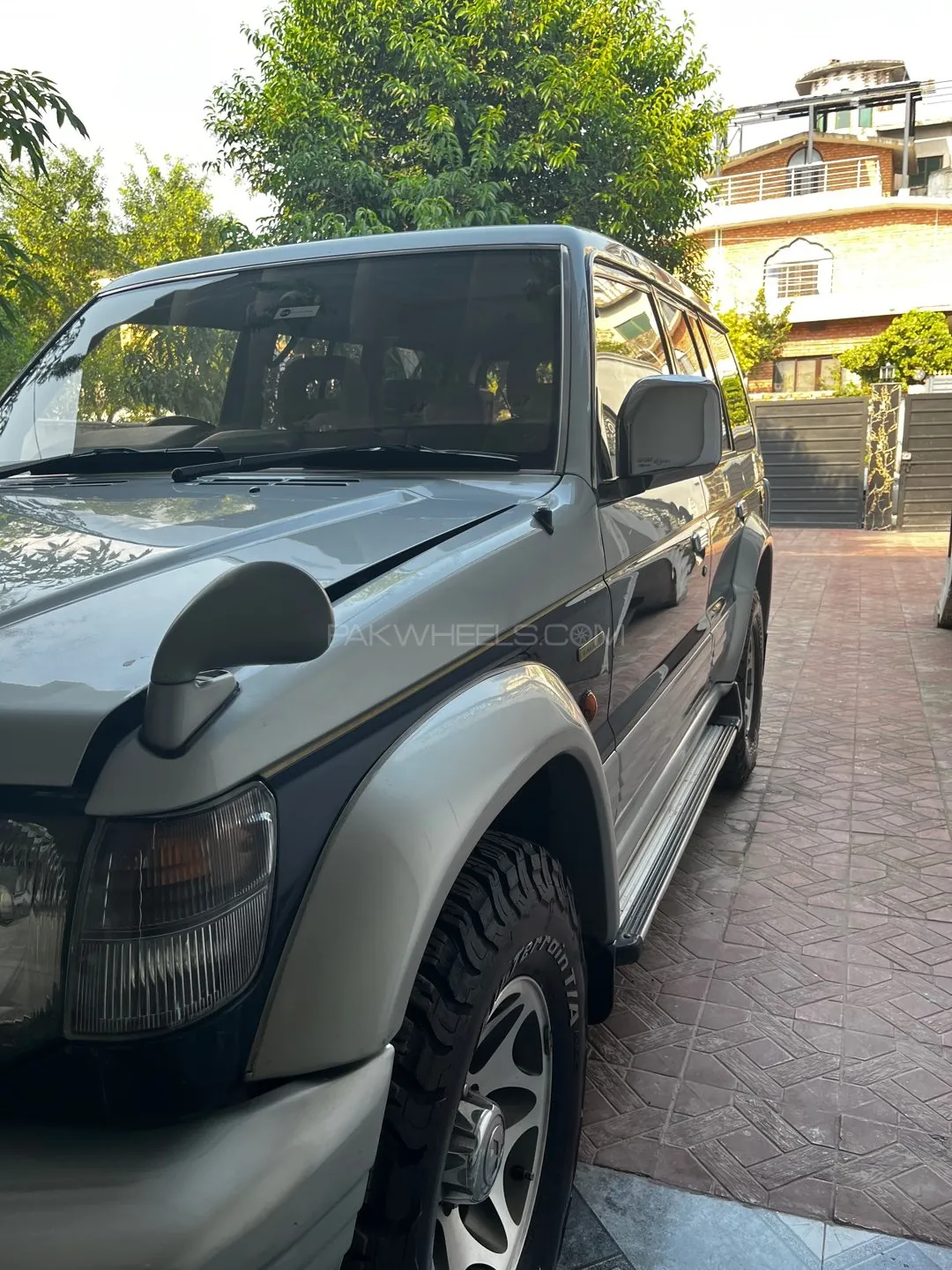 Mitsubishi Pajero