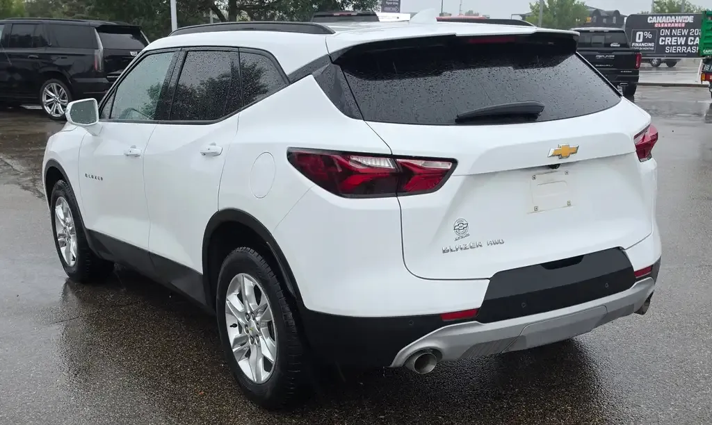 Chevrolet Blazer 2020 photo 3