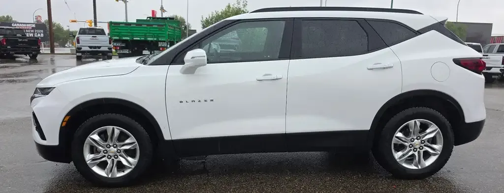 Chevrolet Blazer 2020 photo 2