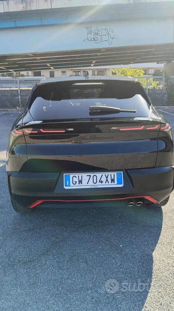 Alfa Romeo Junior 2024 photo 2