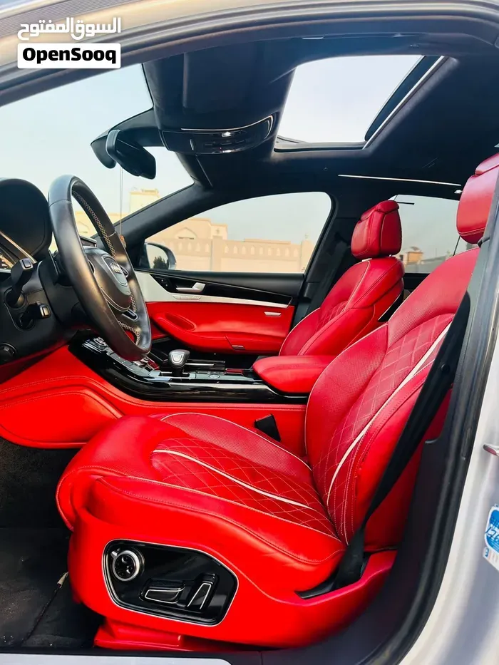 Audi A8 2015 photo 2
