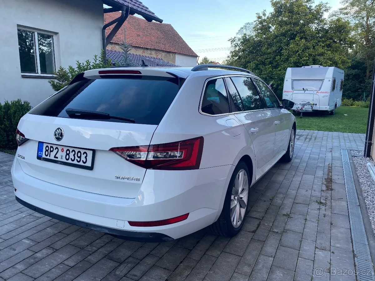 Skoda Superb 2017 photo 4