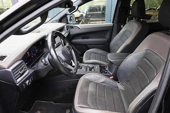 Volkswagen Amarok 2023 photo 2