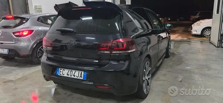 Volkswagen Golf 2010 photo 3