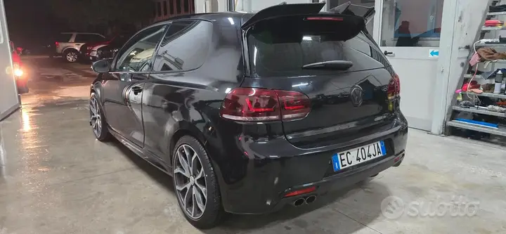 Volkswagen Golf 2010 photo 4