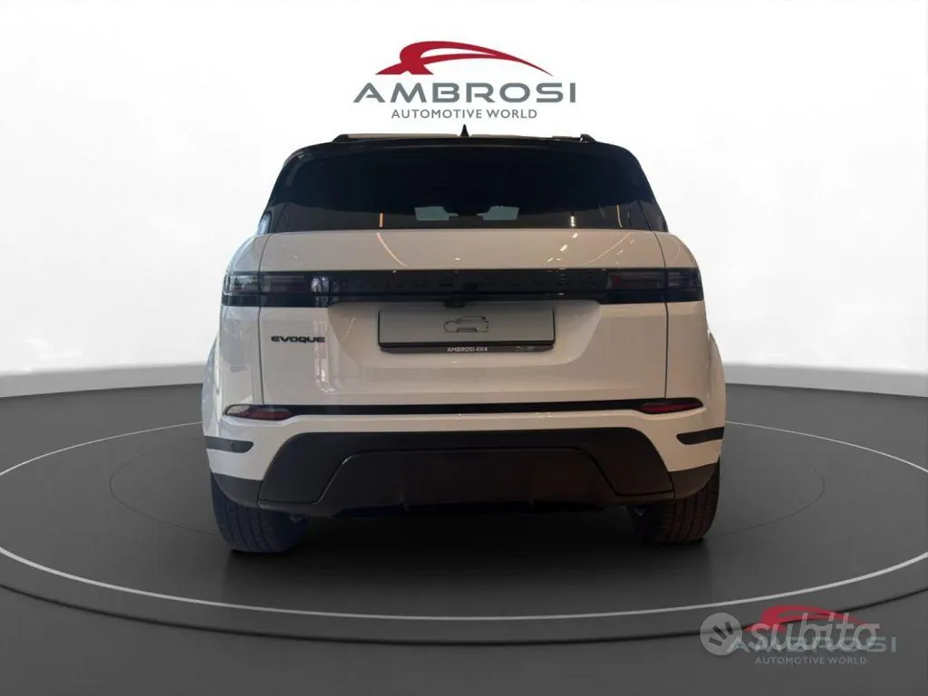 Land Rover Range Rover Evoque 2026 photo 4