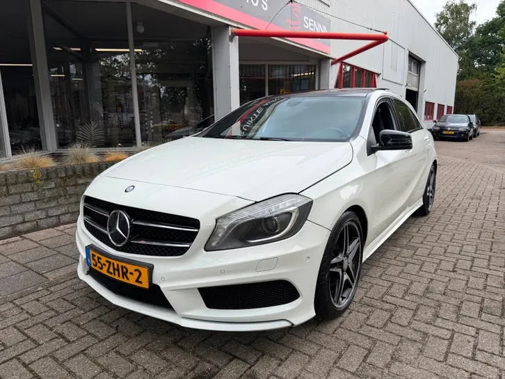 Mercedes-Benz Aklasse 2012 photo 2