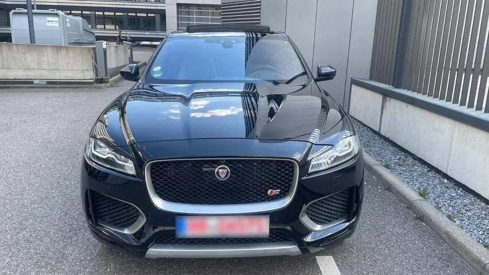 Jaguar F-Pace