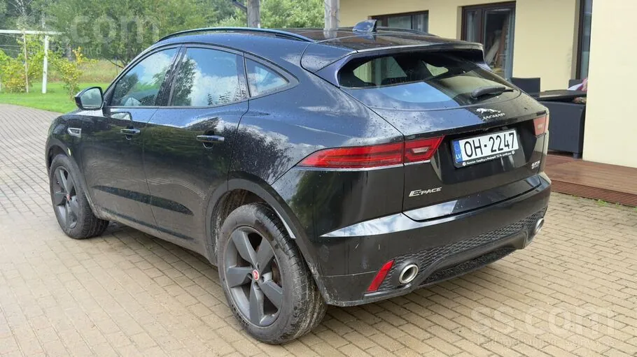 Jaguar E-Pace 2018 photo 3