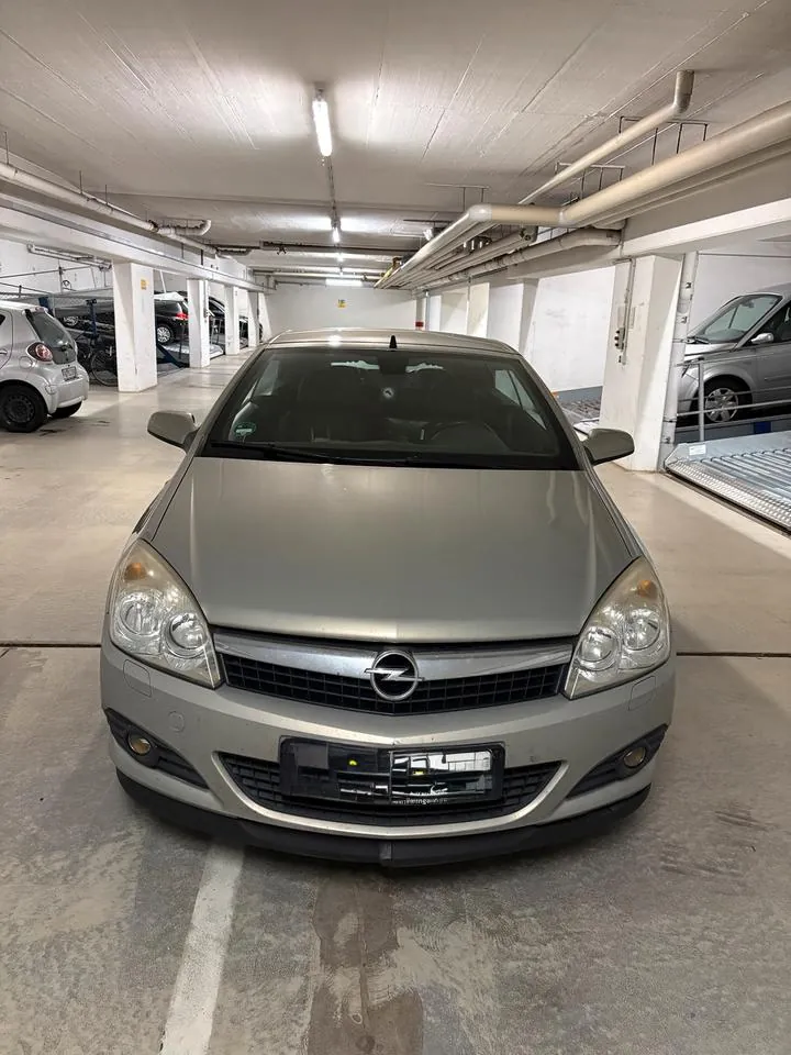 Opel Astra H