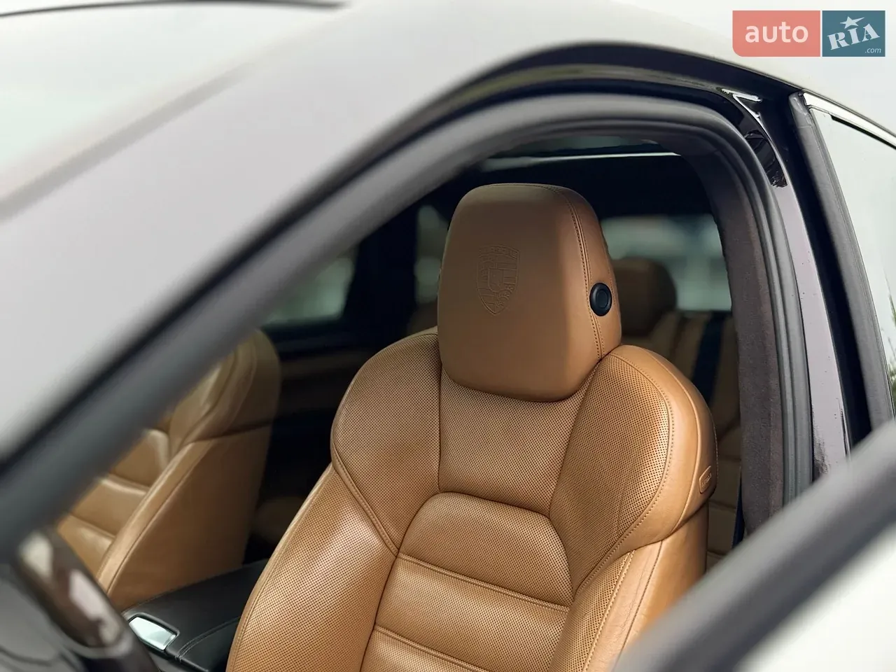 Porsche Cayenne 2011 photo 4