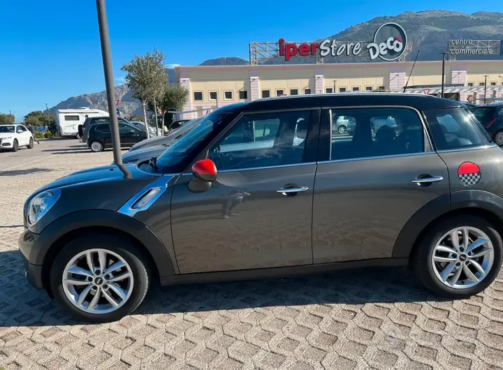 Mini Countryman 2018 photo 2