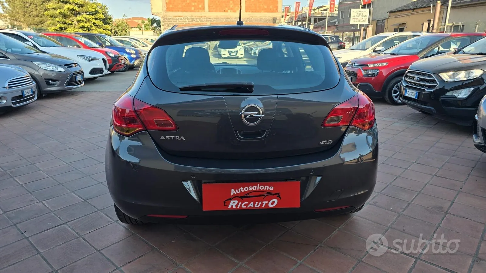 Opel Astra 2011 photo 5
