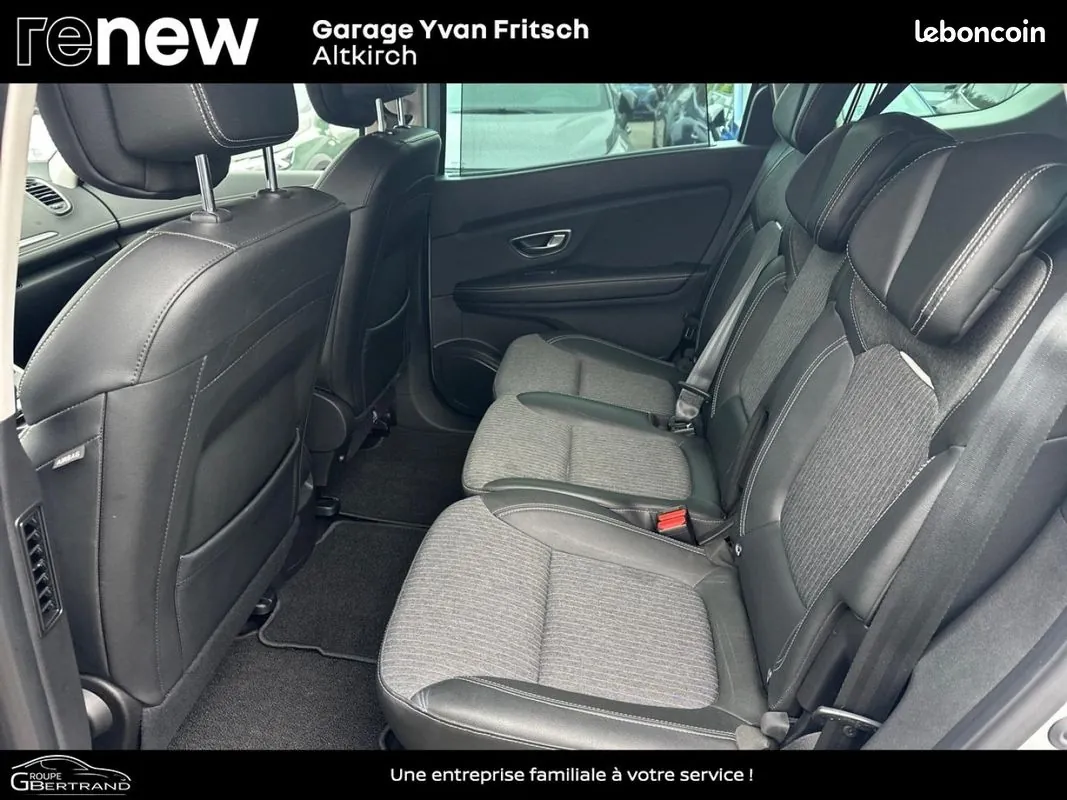 Renault Grand Scenic 2023 photo 5