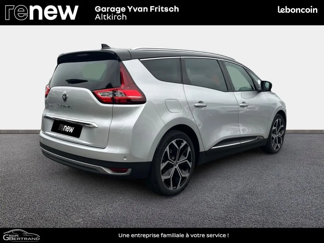 Renault Grand Scenic 2023 photo 2