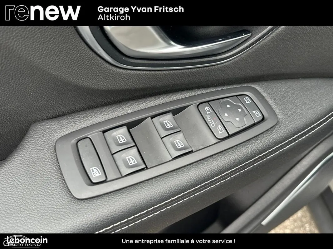 Renault Grand Scenic 2023 photo 3