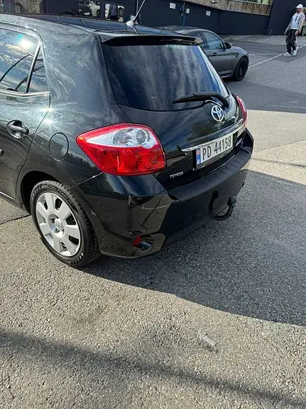Toyota Auris 2010 photo 4