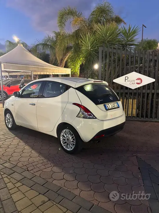 Lancia Ypsilon 2014 photo 3