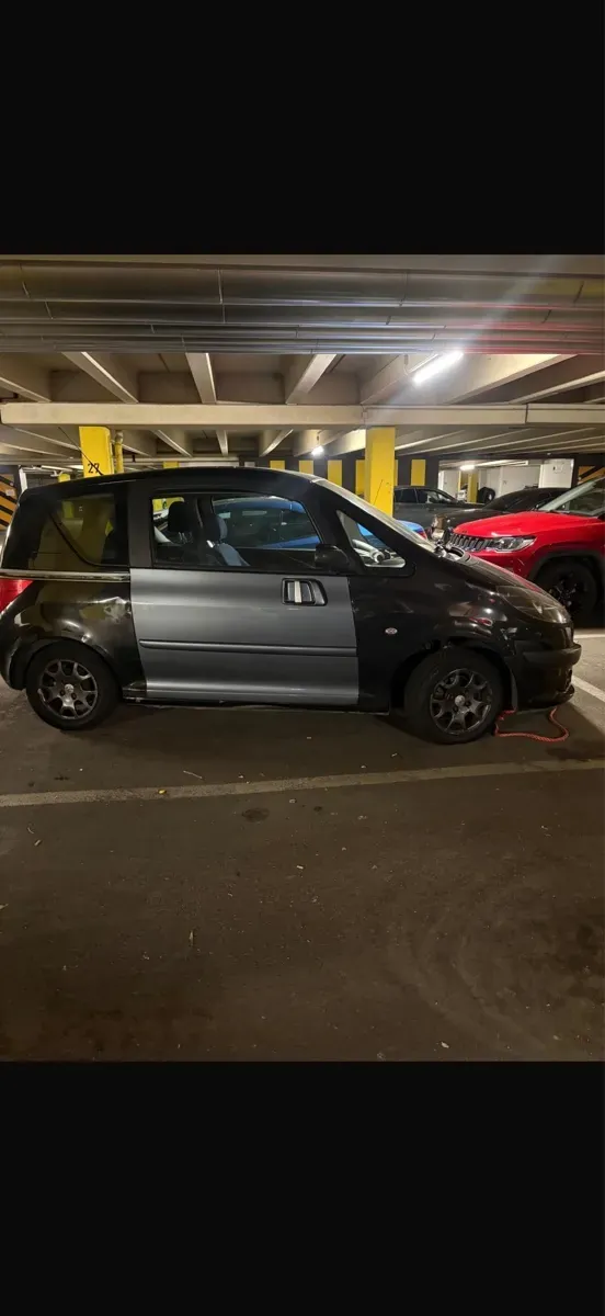 Peugeot 1007 2005 photo 2