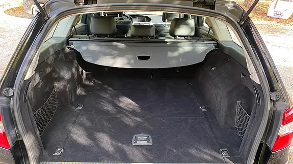 Mercedes-Benz E220 2010 photo 4