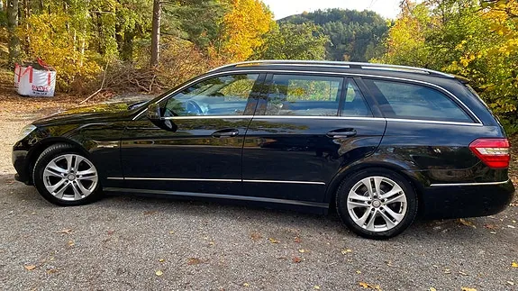Mercedes-Benz E220 2010 photo 2