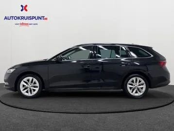 Skoda Octavia 2023 photo 2