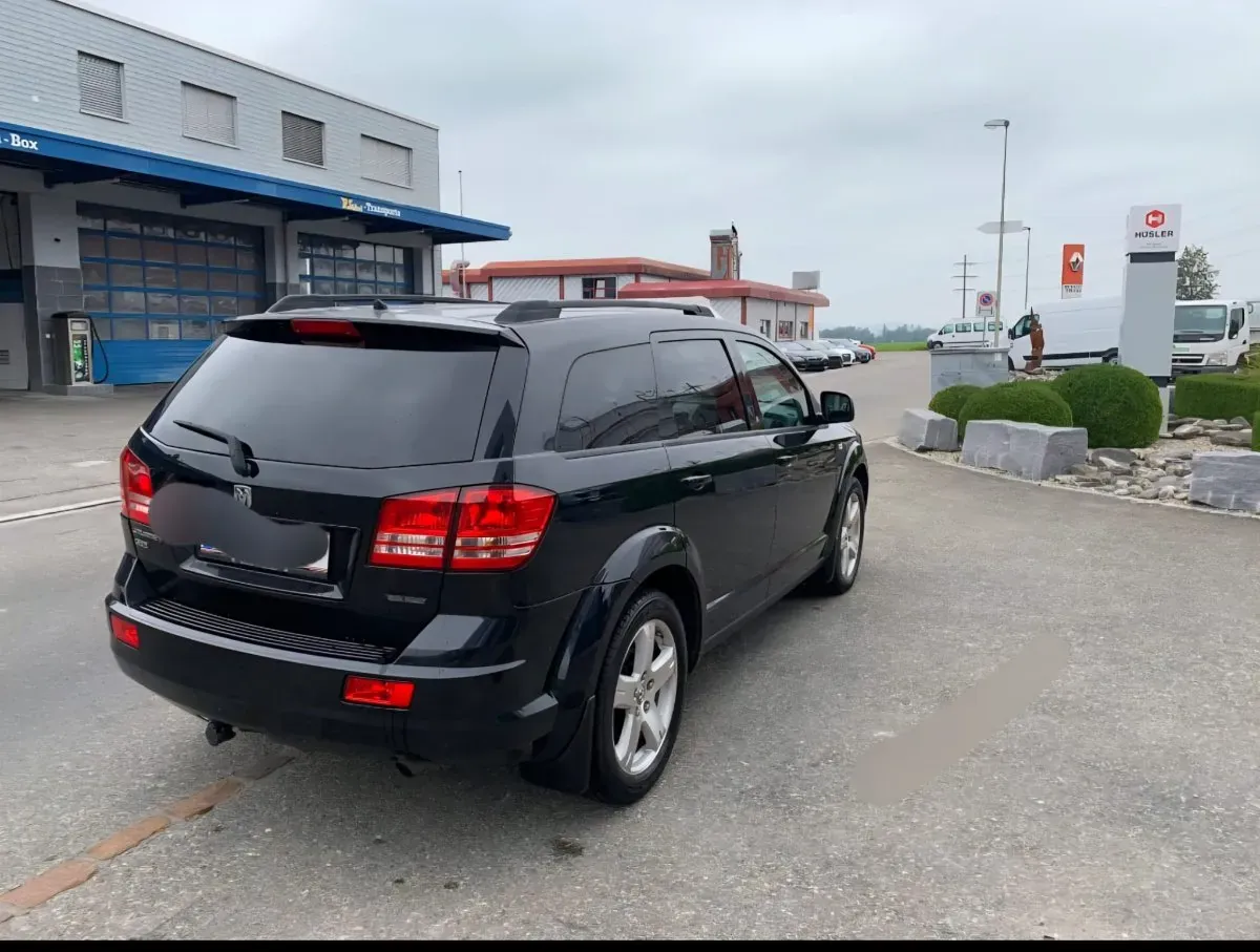 Dodge Journey 2009 photo 2