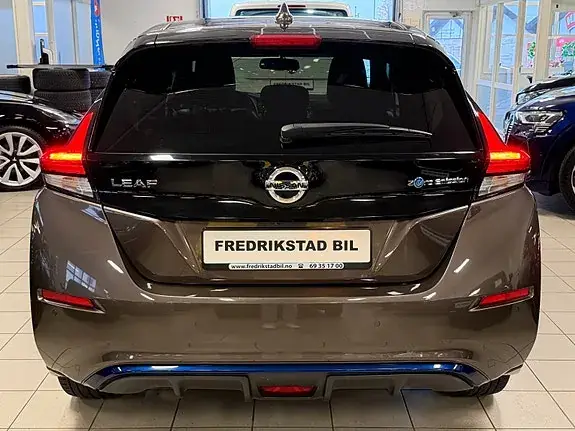 Nissan Leaf 2021 photo 3