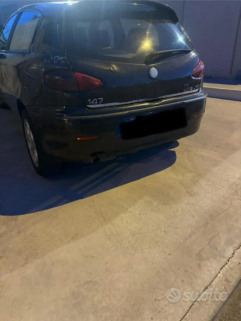 Alfa Romeo 147 2003 photo 2