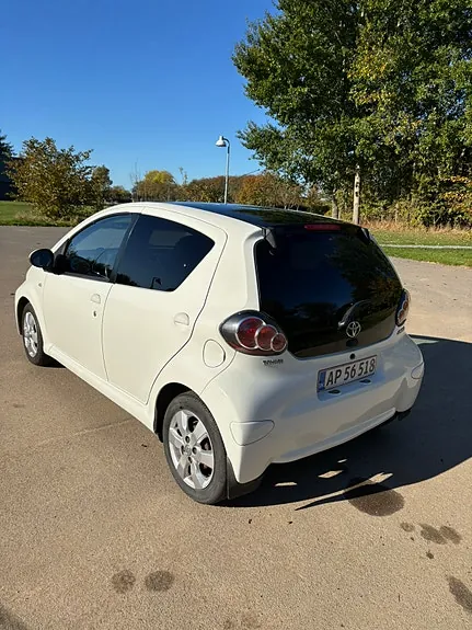 Toyota Aygo 2012 photo 5