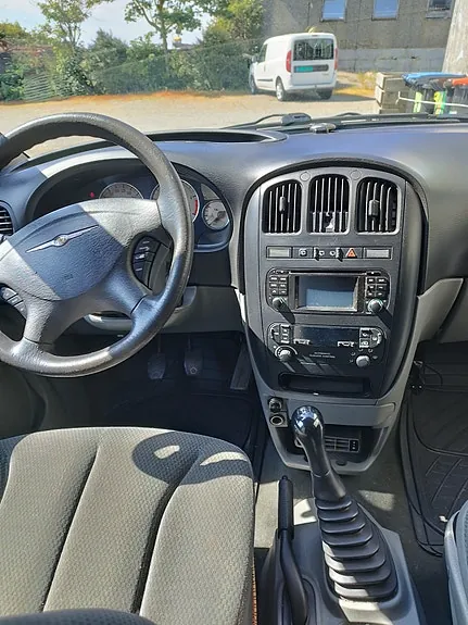 Chrysler Grand Voyager 2004 photo 5